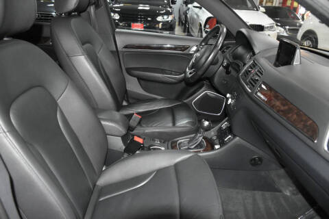 2015 Audi Q3 2.0T quattro Prestige