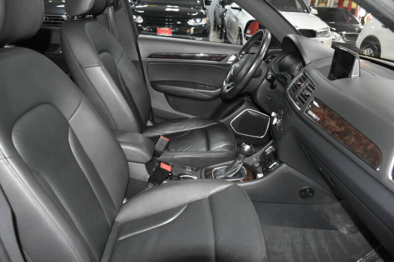 2015 Audi Q3 2.0T quattro Prestige