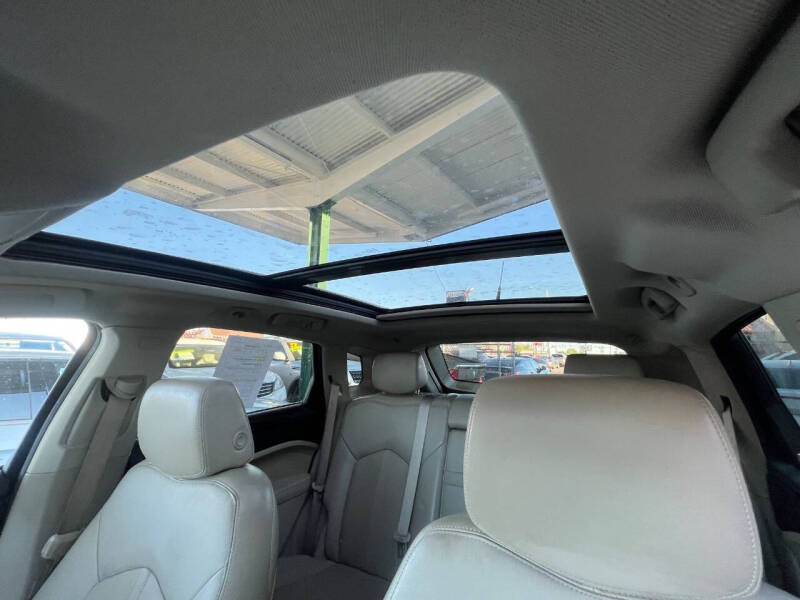 2012 Cadillac SRX Luxury Collection
