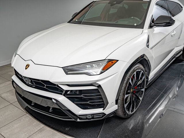 2022 Lamborghini Urus