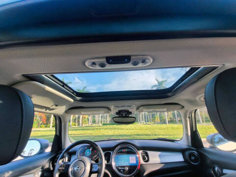 2023 MINI Hardtop 4 Door Cooper
