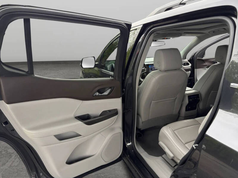 2020 GMC Acadia SLT