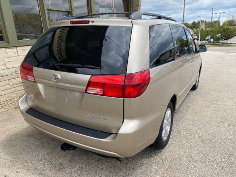2005 Toyota Sienna XLE 7 Passenger