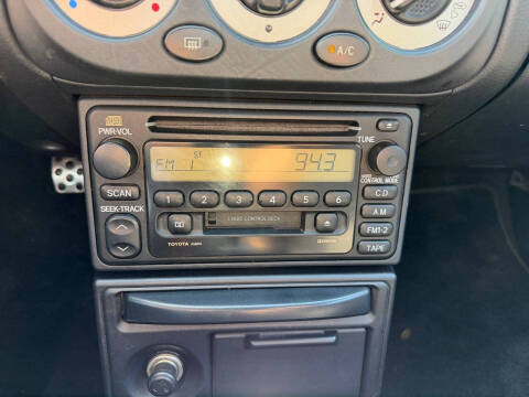 2002 Toyota MR2 Spyder