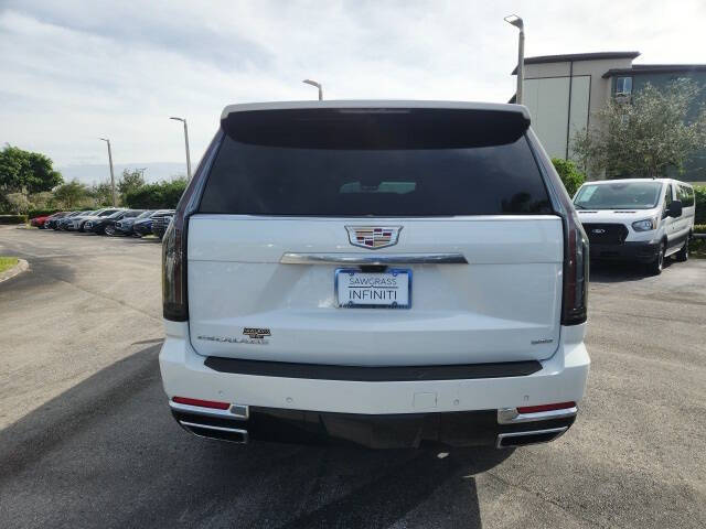 2025 Cadillac Escalade ESV Premium Luxury