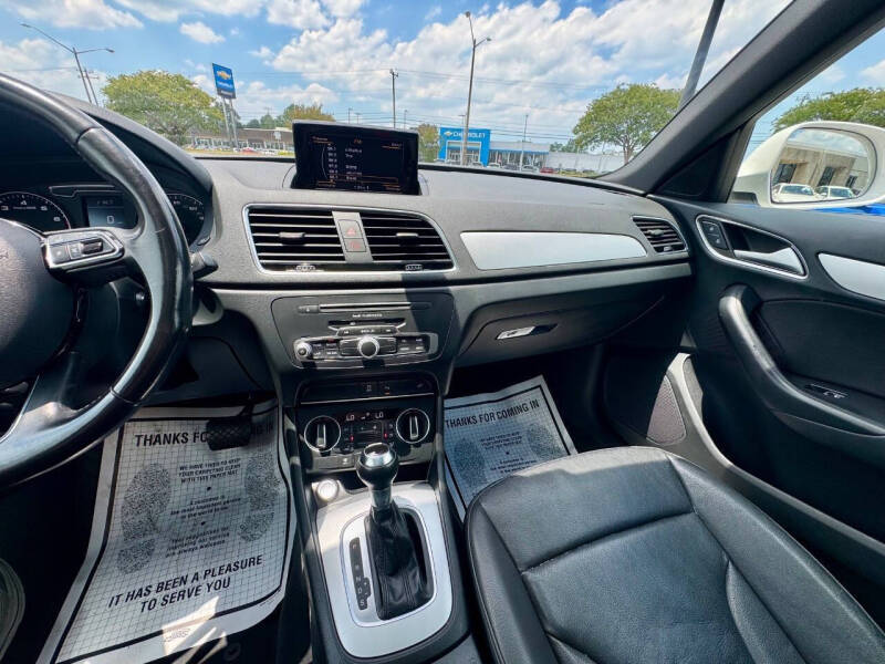 2017 Audi Q3 2.0T Premium
