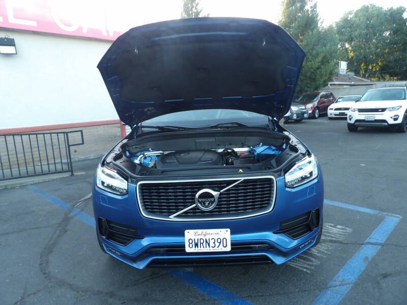 2018 Volvo XC90 T6 R-Design