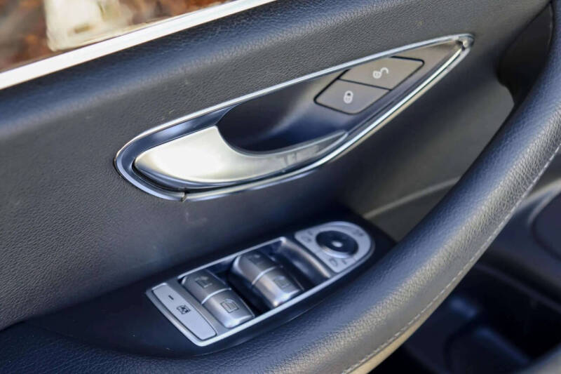 2018 Mercedes-Benz E-Class E 300