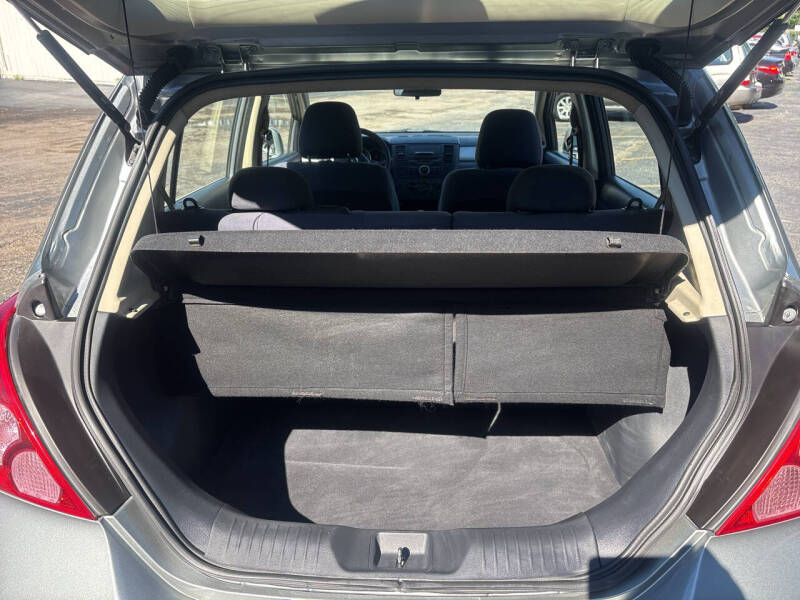 2009 Nissan Versa 1.8 S