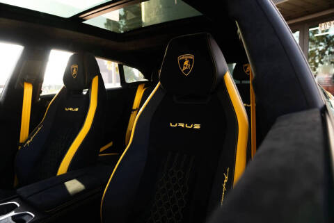 2024 Lamborghini Urus Performante