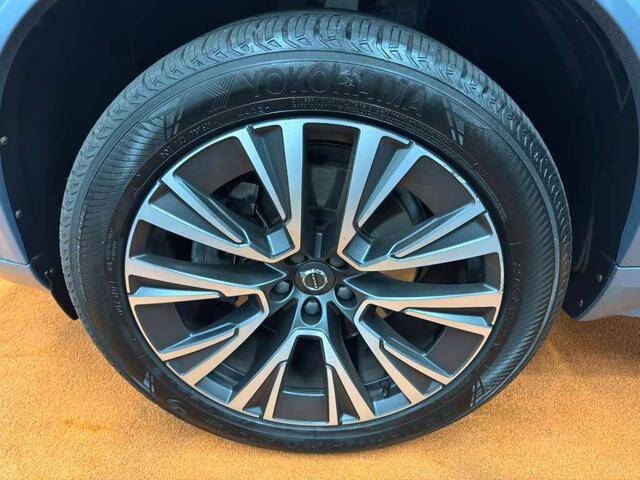 2020 Volvo XC90 T5 Momentum