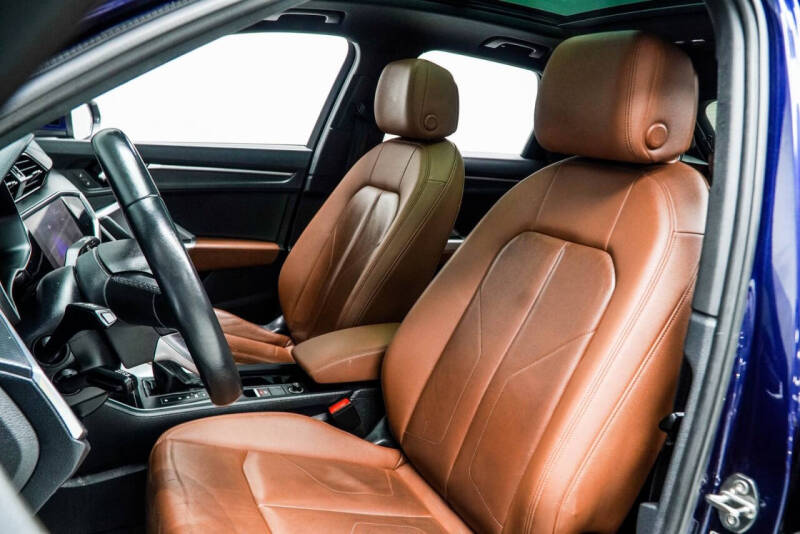 2022 Audi Q3 quattro Premium 40 TFSI