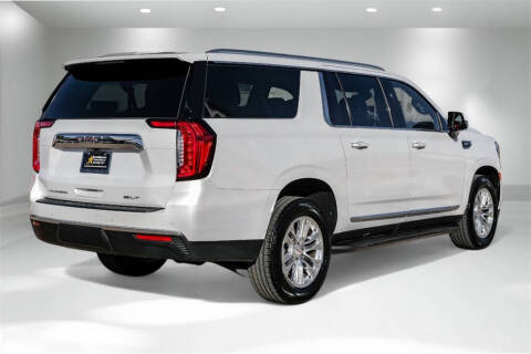 2022 GMC Yukon XL SLT