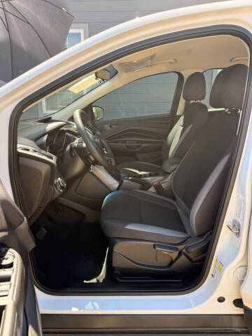 2015 Ford Escape S