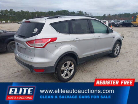 2016 Ford Escape SE