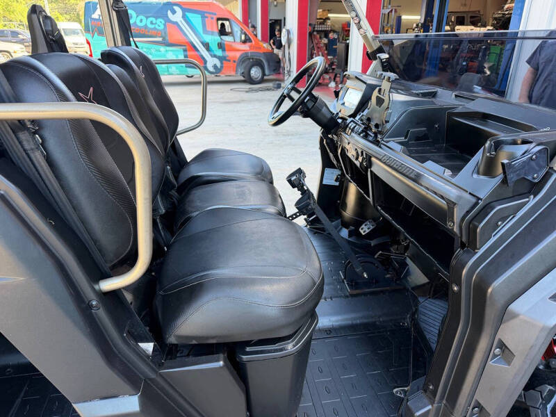 2022 Can-Am Defender Max X MR