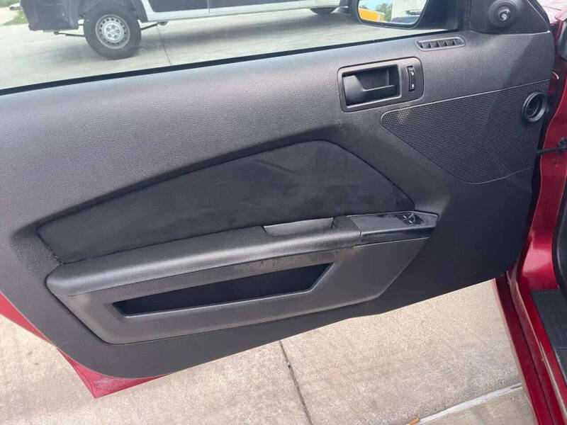 2014 Ford Mustang V6