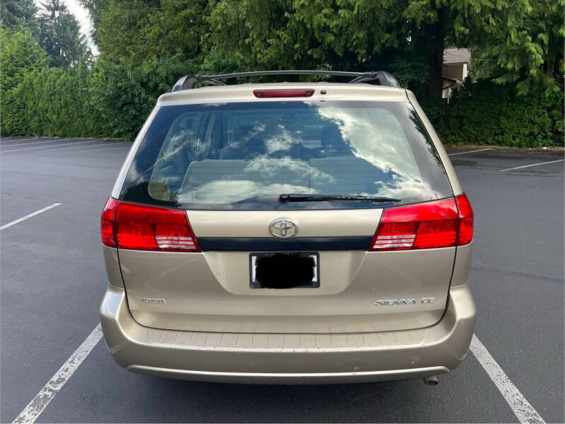 2005 Toyota Sienna