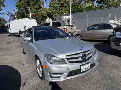 2012 Mercedes-Benz C-Class C 250 Photo