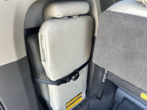 2011 Toyota Sienna XLE 8-Passenger