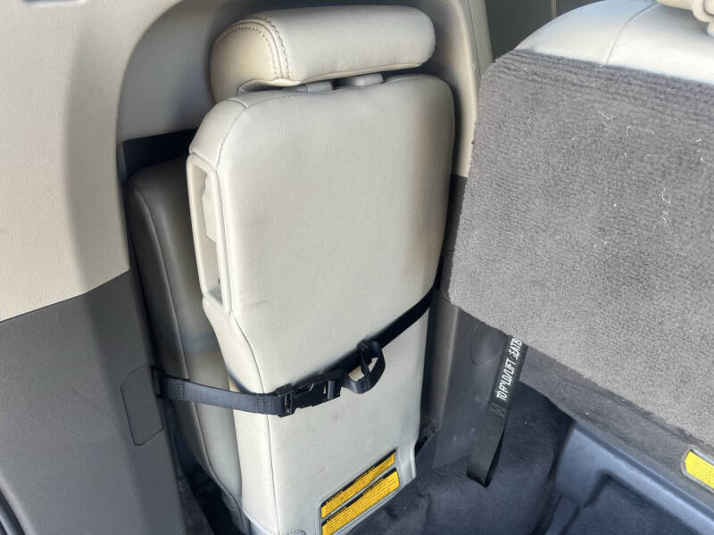 2011 Toyota Sienna XLE 8-Passenger