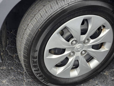 2016 Hyundai Accent SE