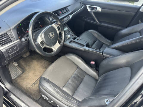 2011 Lexus CT 200h Premium