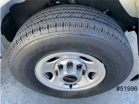 2023 GMC Savana 2500