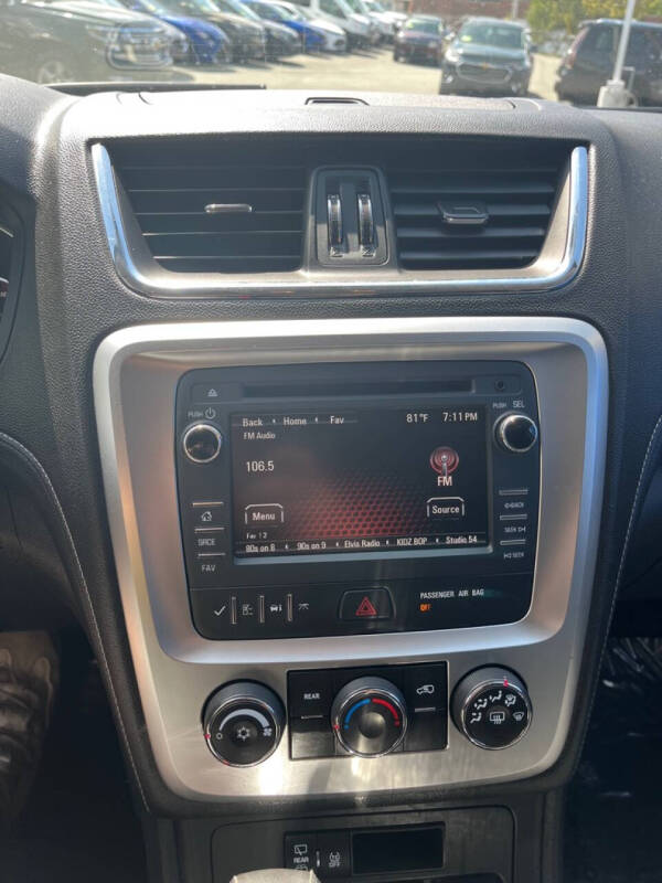 2015 GMC Acadia SLE-1