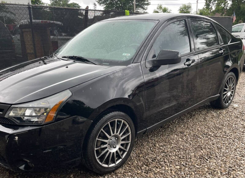 2011 Ford Focus for sale at Urban Auto Sales in Newark OH