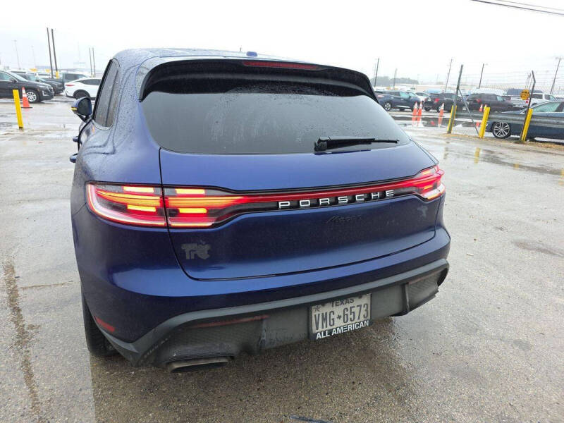 2022 Porsche Macan