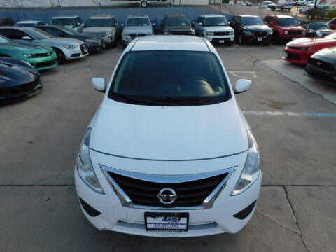 2017 Nissan Versa