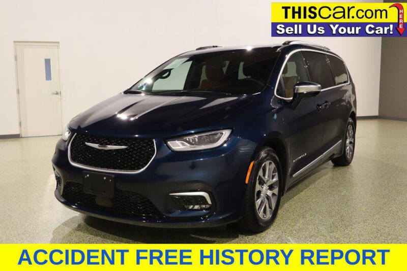 2025 Chrysler Pacifica Plug-In Hybrid Pinnacle