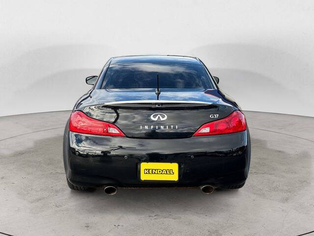 2010 Infiniti G37 Convertible
