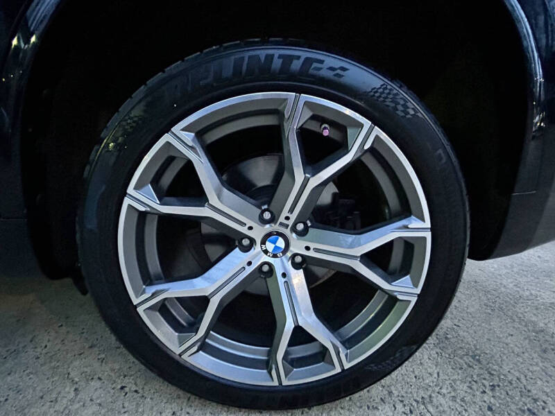 2015 BMW X5 xDrive50i