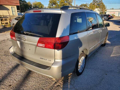 2004 Toyota Sienna LE 7 Passenger