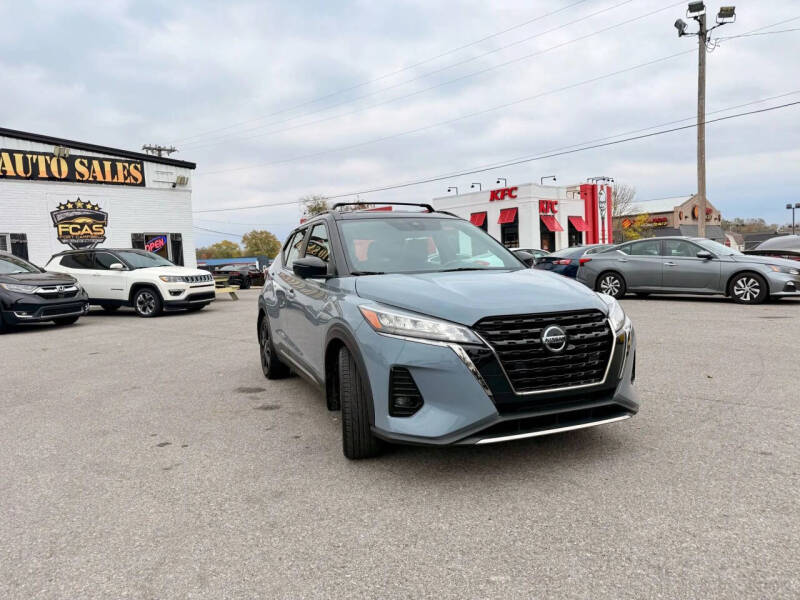 2021 Nissan Kicks SR