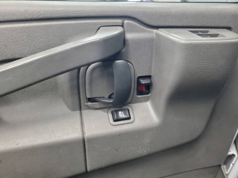 2017 Chevrolet Express 2500