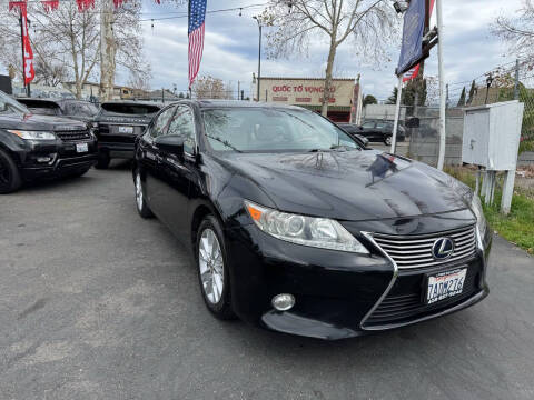 2013 Lexus ES 300h