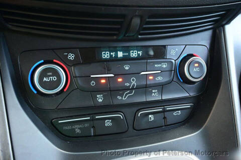 2017 Ford C-MAX Hybrid SE