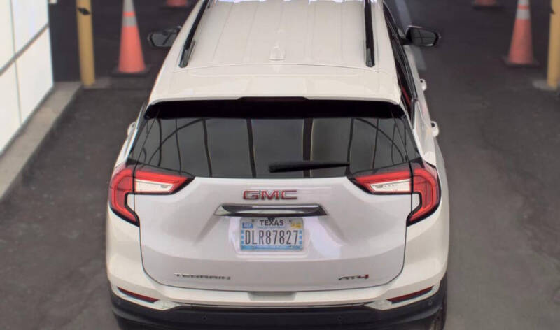 2023 GMC Terrain AT4