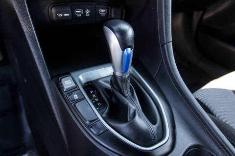 2019 Hyundai Veloster