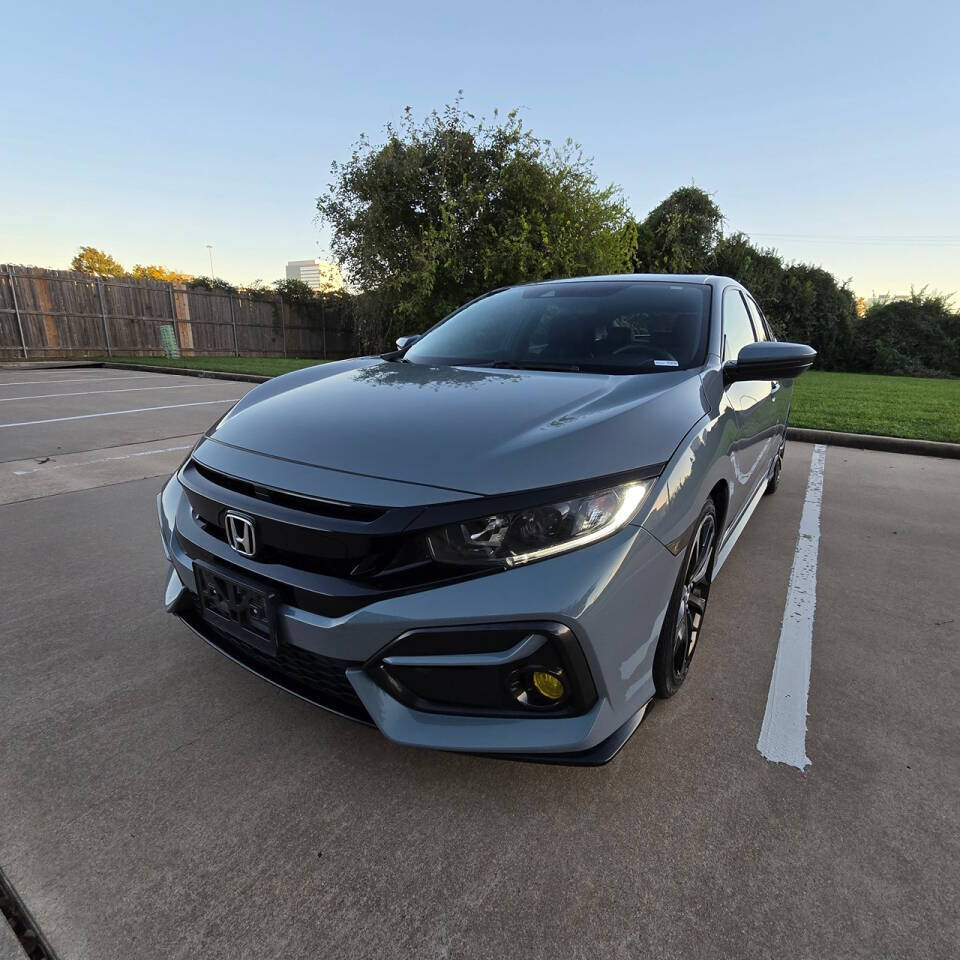 2021 Honda Civic for sale at MOTOR VILLAGE LLC in Houston, TX