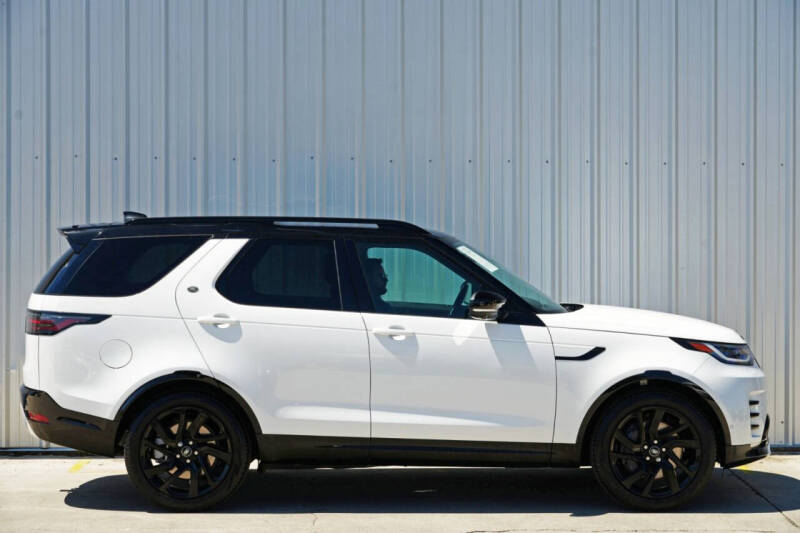 2023 Land Rover Discovery P360 S R-Dynamic