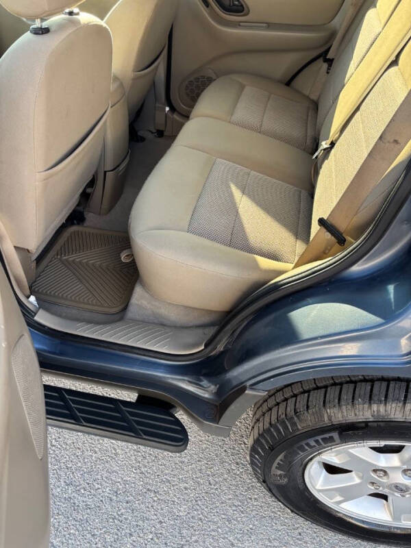 2005 Ford Escape XLT