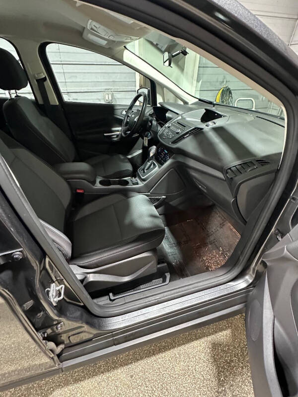 2017 Ford C-MAX Hybrid SE