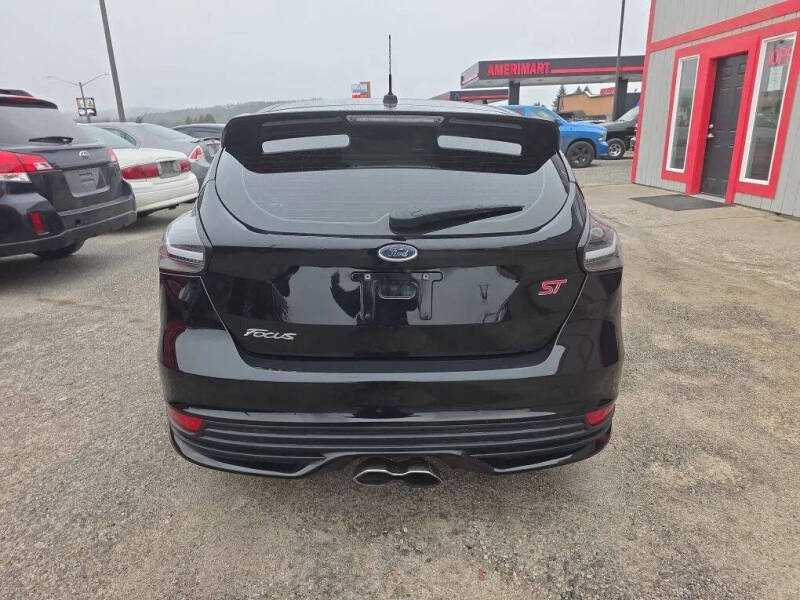 2018 Ford Focus ST