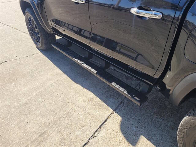 2025 GMC Canyon Denali