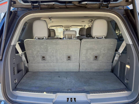 2018 Lincoln Navigator Select