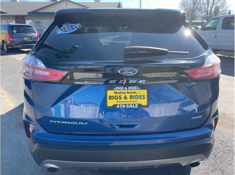 2022 Ford Edge Titanium